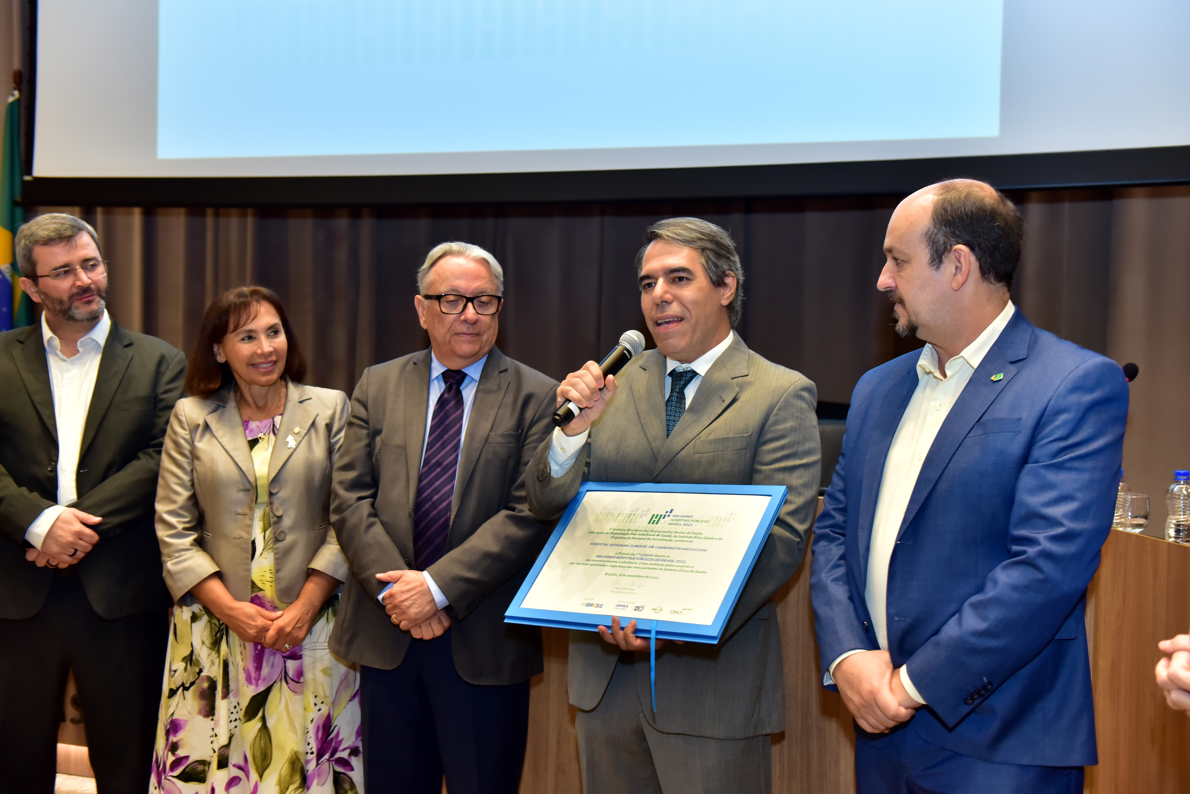 Hospital Israelita Albert Einstein - Todo sábado, um especialista do  Einstein vai até os estúdios da CBN, em São Paulo, para falar sobre um  assunto relacionado à saúde. Neste final de semana